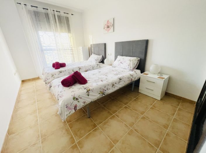 Image No.20-3 Bed Townhouse for sale