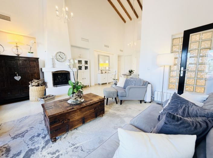 Image No.18-3 Bed Villa for sale