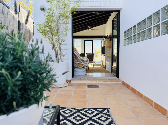 Image No.28-3 Bed Villa for sale