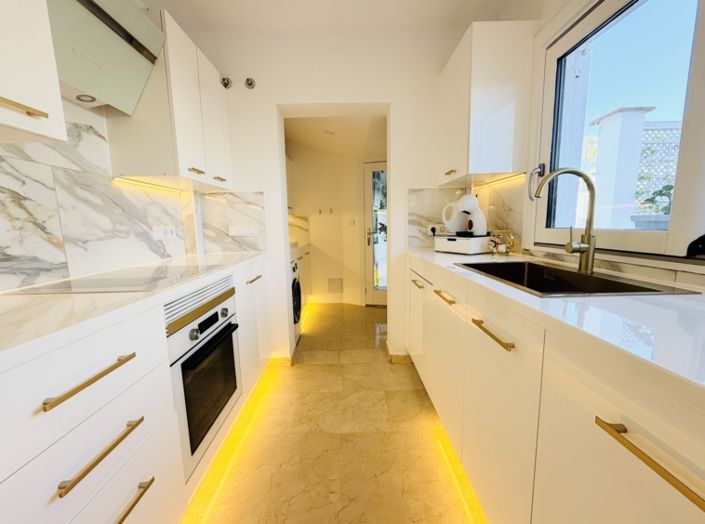 Image No.30-3 Bed Villa for sale