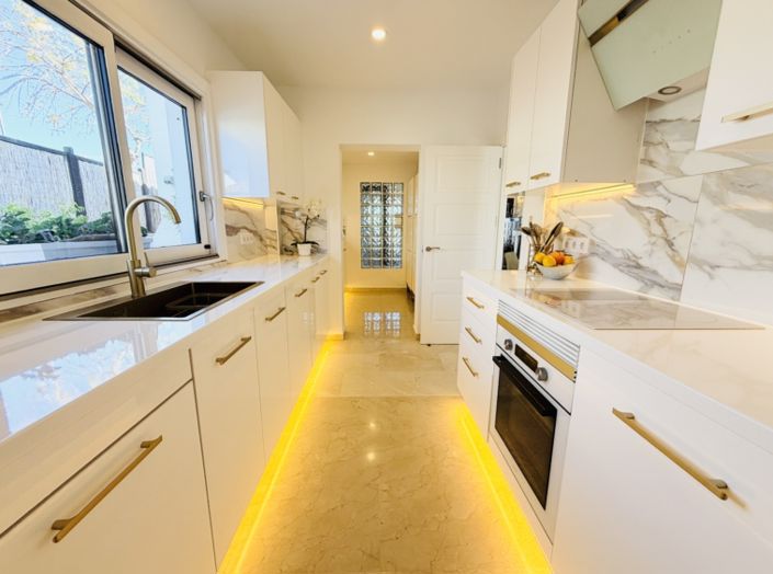 Image No.33-3 Bed Villa for sale