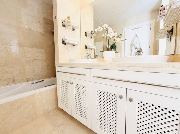 Image No.41-3 Bed Villa for sale