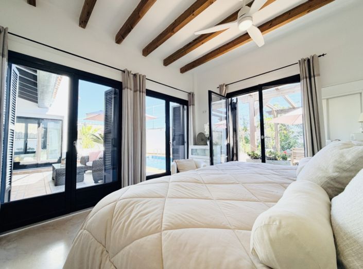 Image No.43-3 Bed Villa for sale