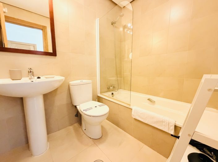 Image No.12-2 Bed Townhouse for sale