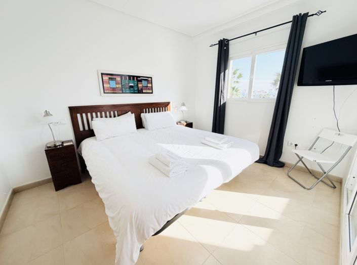 Image No.17-2 Bed Townhouse for sale