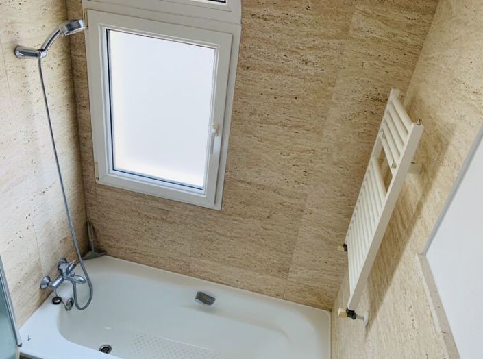 Image No.20-2 Bed Apartment for sale