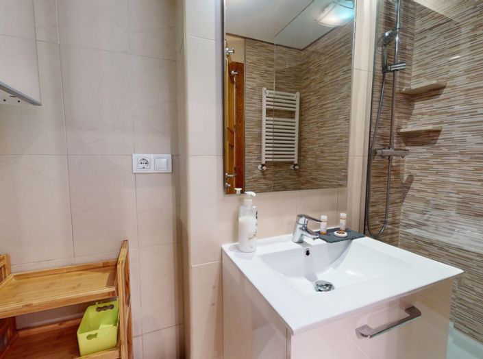 Image No.10-2 Bed Apartment for sale