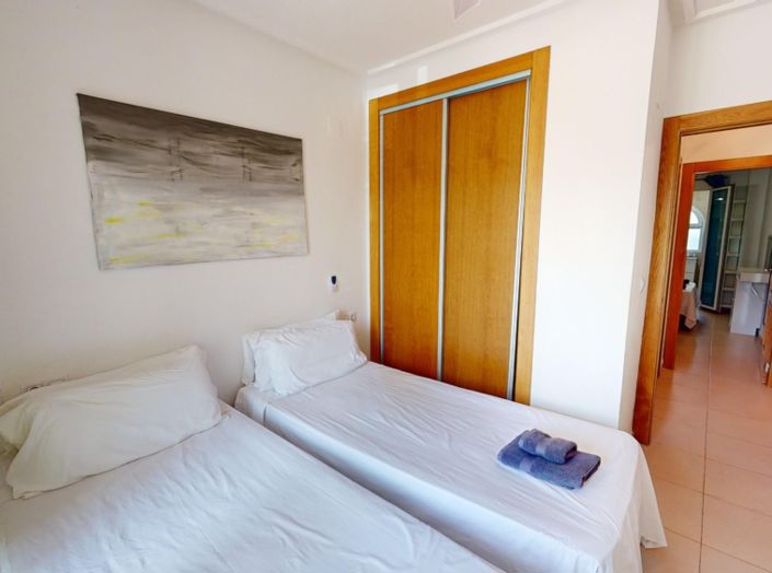 Image No.12-2 Bed Apartment for sale