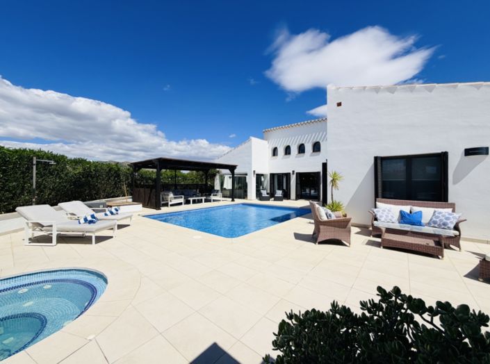 Image No.20-Villa de 5 chambres à vendre à El Valle Golf Resort