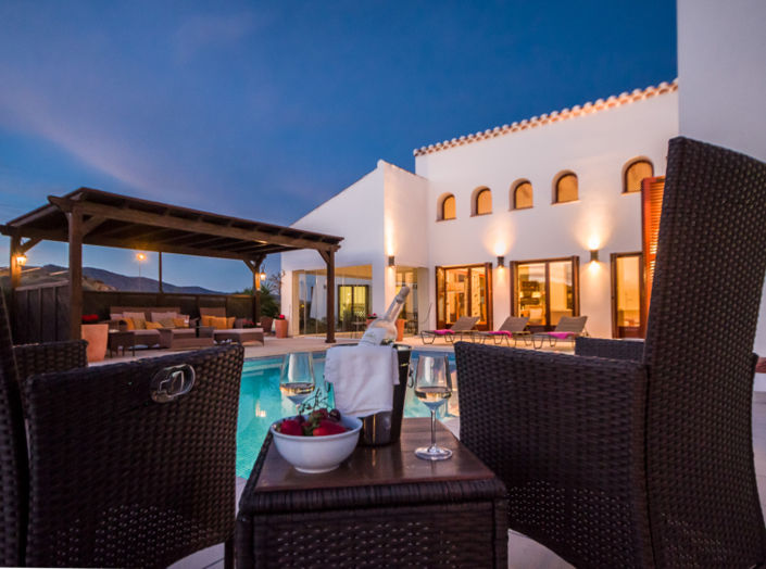 Image No.3-Villa de 5 chambres à vendre à El Valle Golf Resort