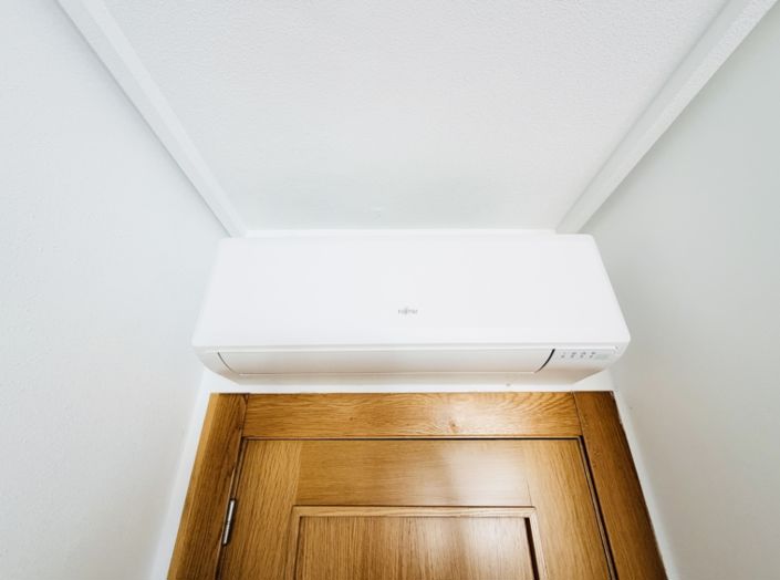 Image No.27-2 Bed Townhouse for sale