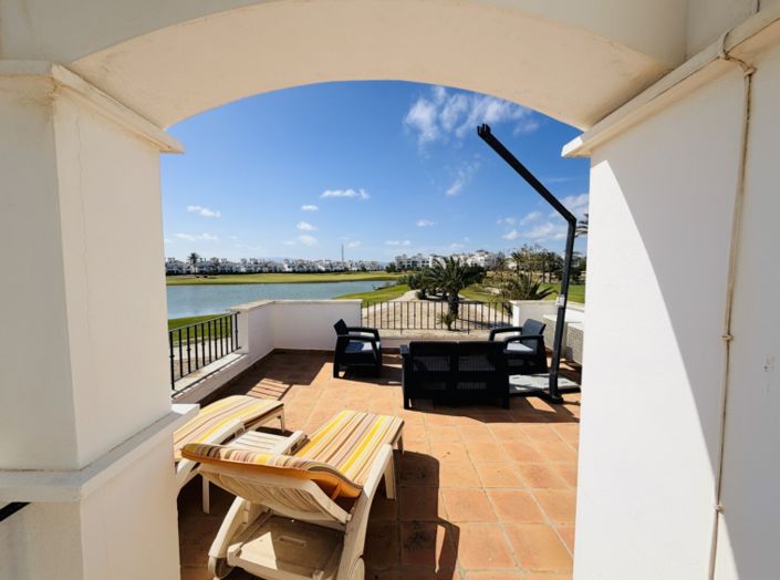 Image No.42-2 Bed Townhouse for sale