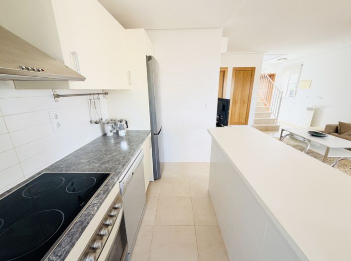 Image No.10-2 Bed Townhouse for sale