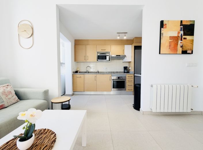 Image No.21-2 Bed Apartment for sale