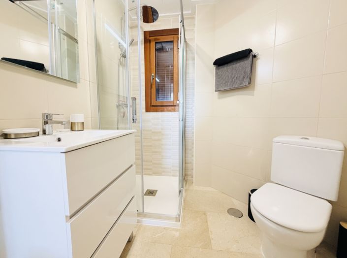 Image No.27-2 Bed Apartment for sale