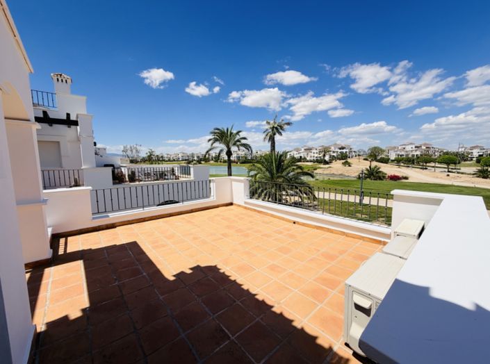 Image No.19-2 Bed Townhouse for sale