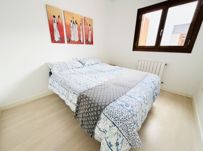 Image No.15-2 Bed Apartment for sale