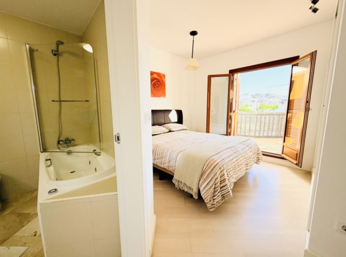 Image No.17-2 Bed Apartment for sale