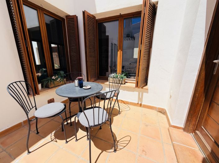 Image No.22-4 Bed Villa for sale