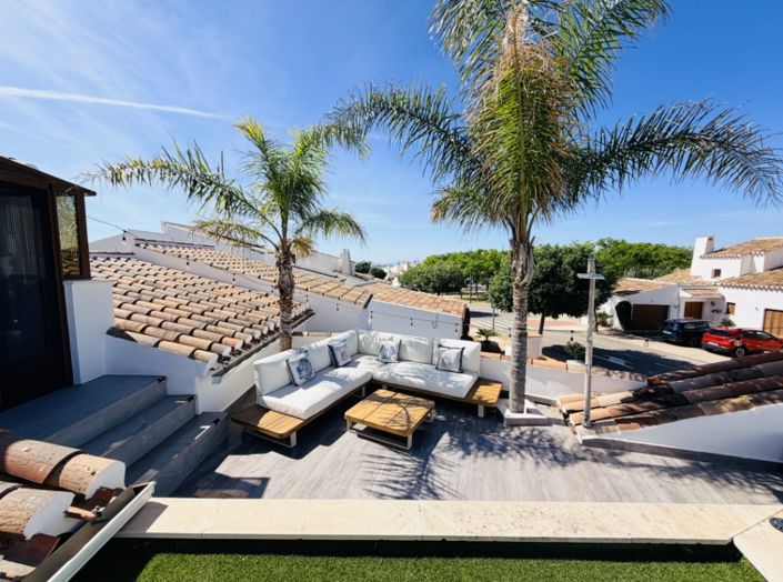 Image No.14-4 Bed Villa for sale