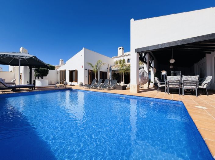 Image No.26-4 Bed Villa for sale