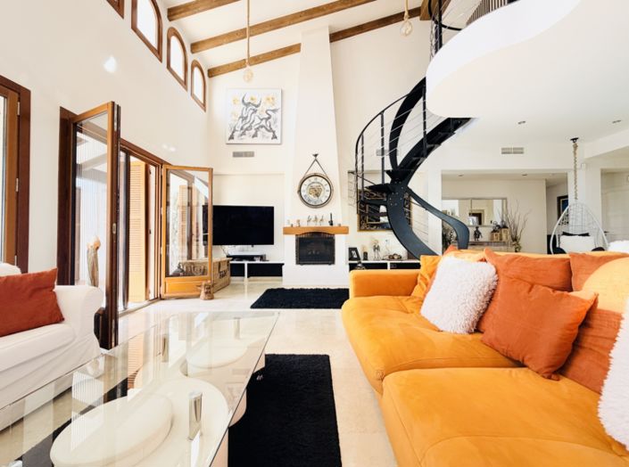 Image No.4-4 Bed Villa for sale