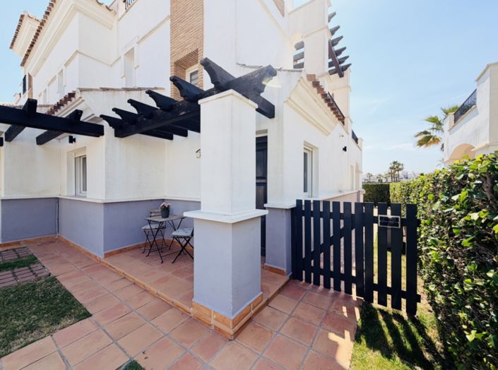 Image No.4-2 Bed Townhouse for sale