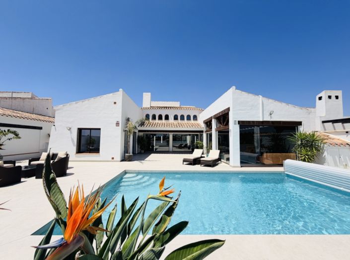 Image No.23-4 Bed Villa for sale