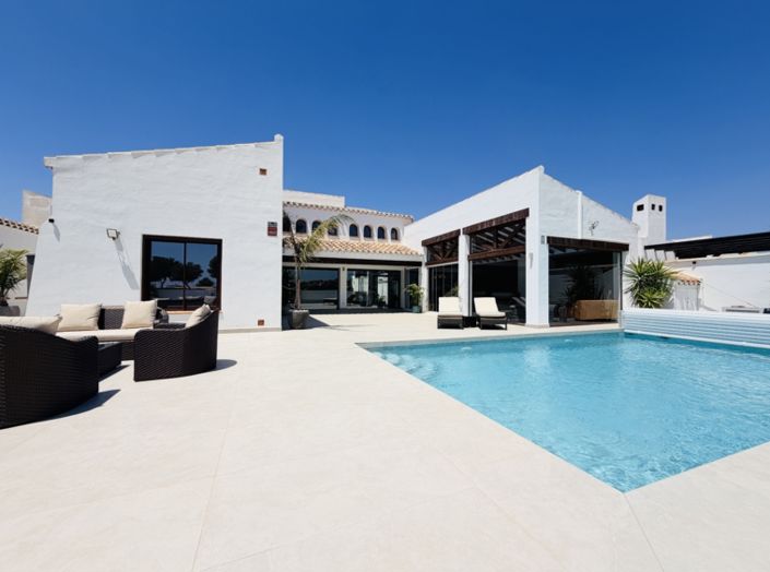 Image No.28-4 Bed Villa for sale