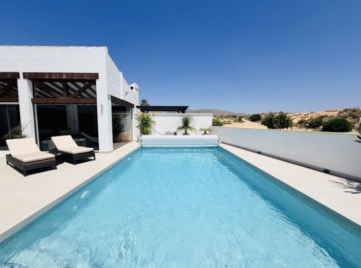 Image No.30-4 Bed Villa for sale