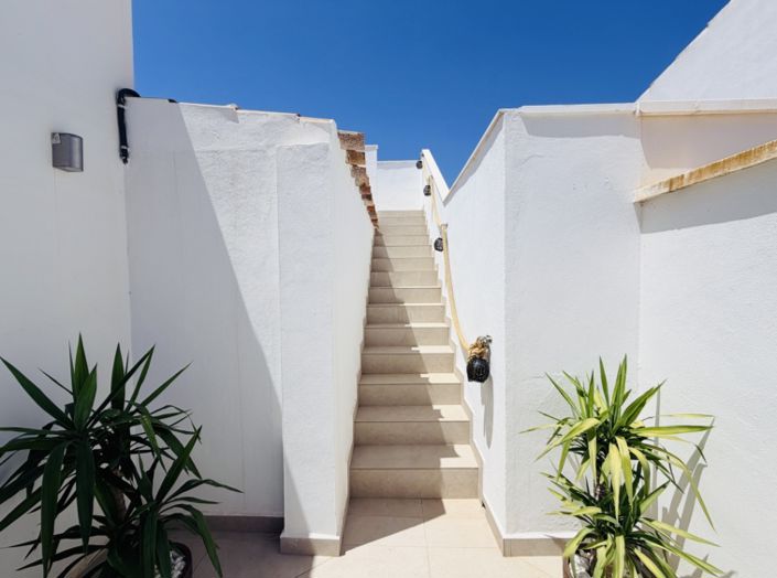 Image No.36-4 Bed Villa for sale