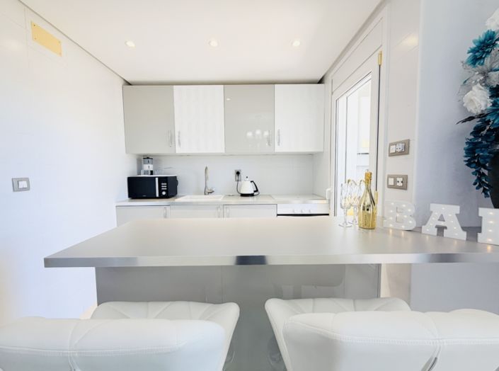 Image No.12-2 Bed Townhouse for sale