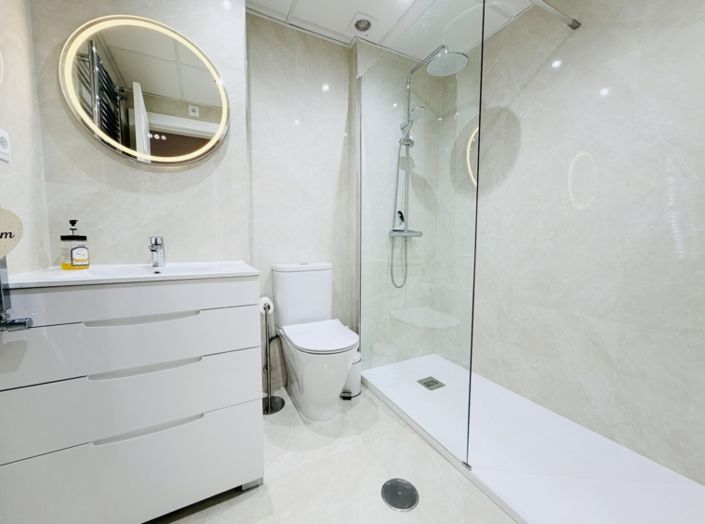 Image No.12-2 Bed Apartment for sale