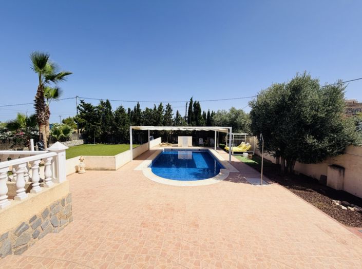 Image No.24-3 Bed Villa for sale