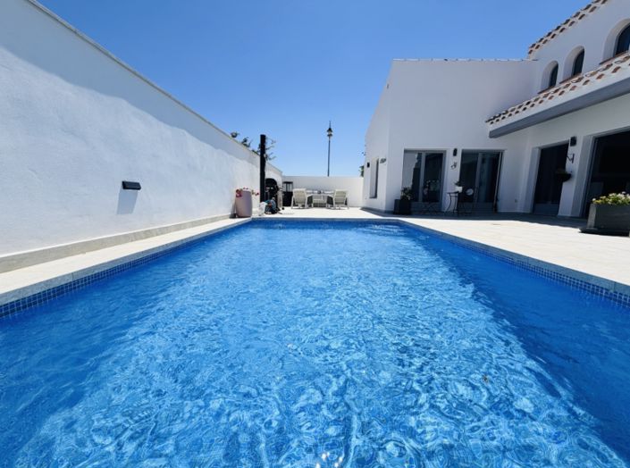 Image No.20-4 Bed Villa for sale