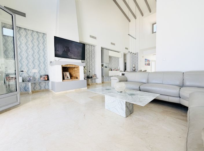 Image No.7-4 Bed Villa for sale