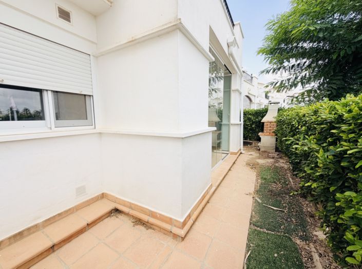 Image No.10-3 Bed Townhouse for sale