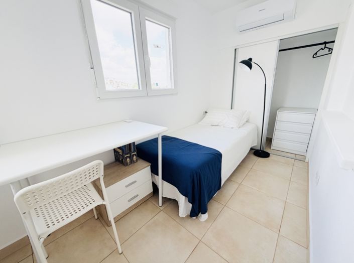 Image No.14-3 Bed Townhouse for sale