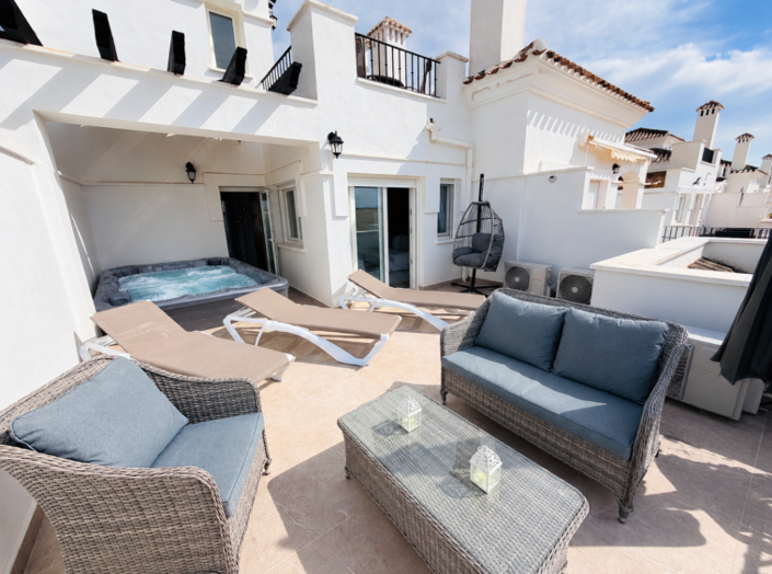 Image No.21-2 Bed Townhouse for sale