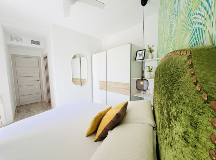 Image No.27-2 Bed Apartment for sale