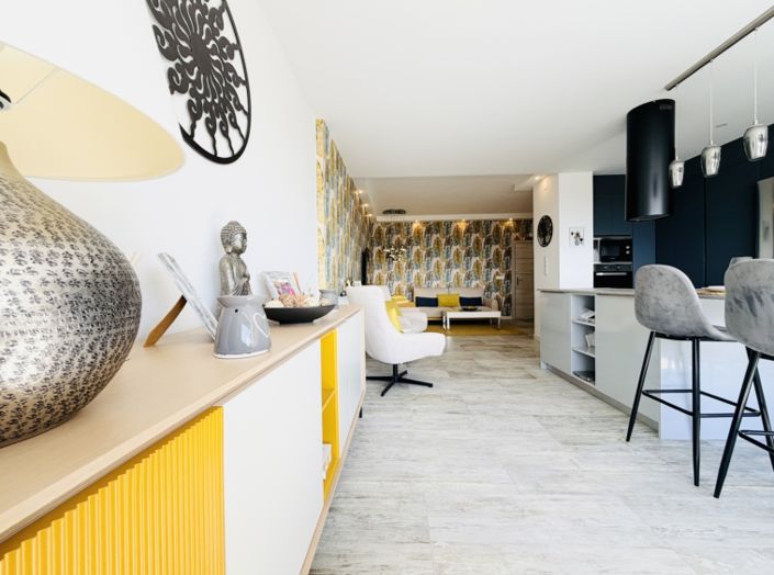 Image No.8-2 Bed Apartment for sale