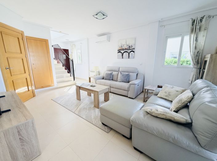Image No.5-2 Bed Townhouse for sale
