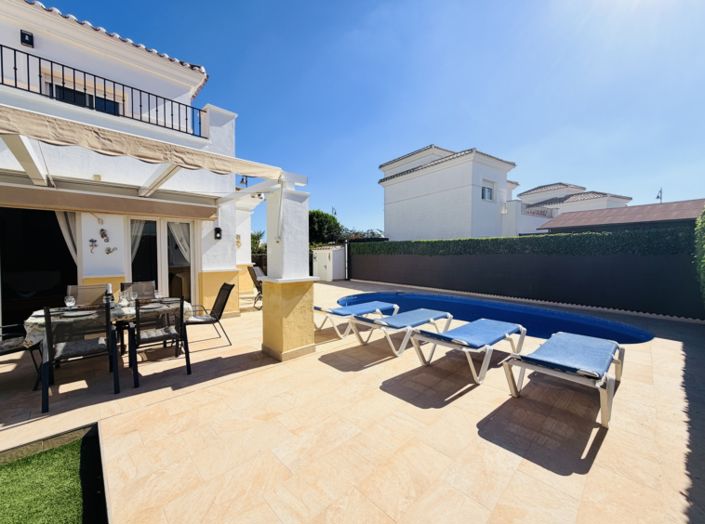 Image No.39-3 Bed Villa for sale