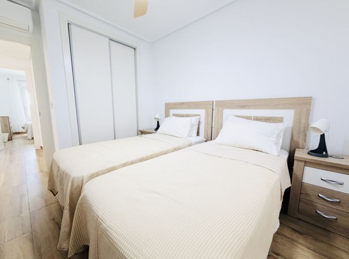 Image No.22-2 Bed Apartment for sale