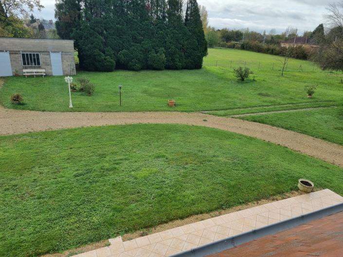 Image No.6-Villa / Détaché de 5 chambres à vendre à Mehun-sur-Yèvre