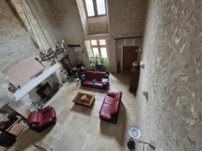 Image No.2-Maison de ville de 4 chambres à vendre à Levroux