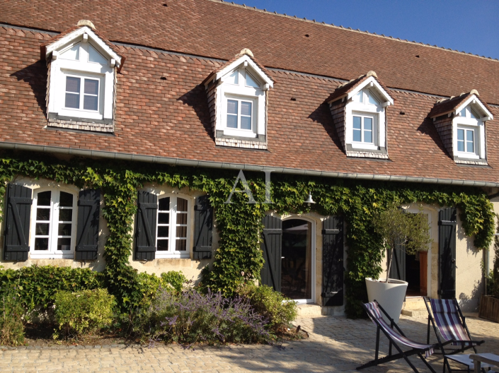 Image No.11-7 Bed House for sale