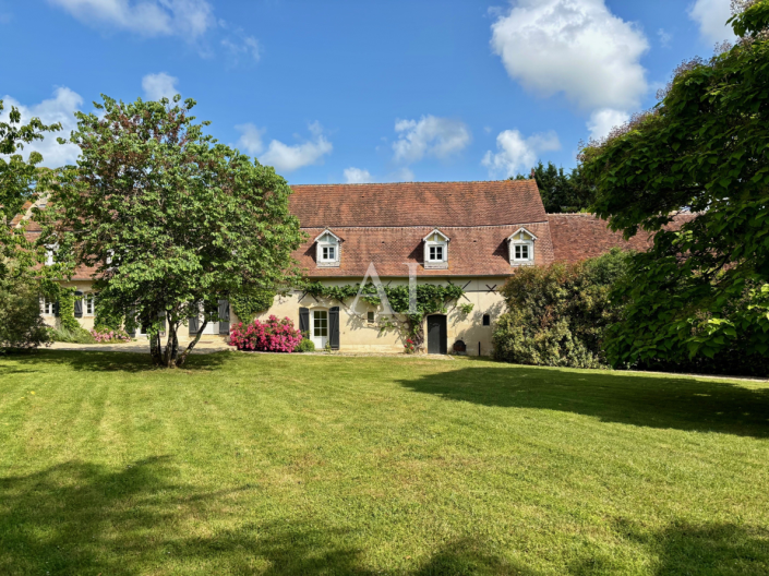 Image No.10-7 Bed House for sale