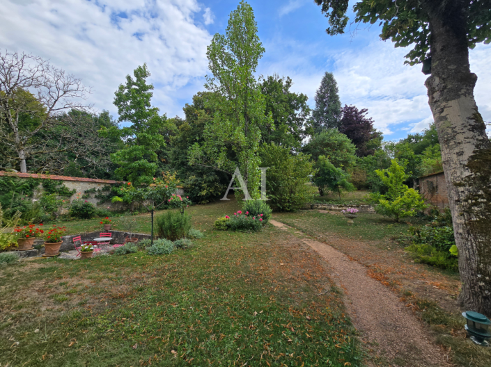Image No.4-Maison de 6 chambres à vendre à Châteauneuf-sur-Cher