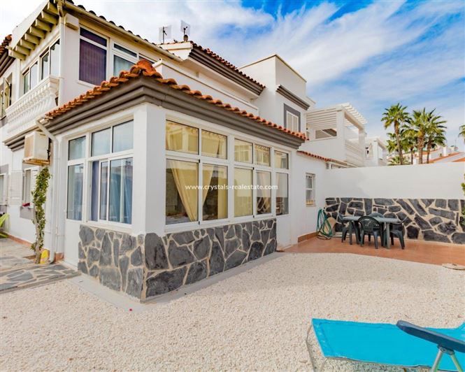 Image No.2-Propriété de 3 chambres à vendre à Orihuela Costa